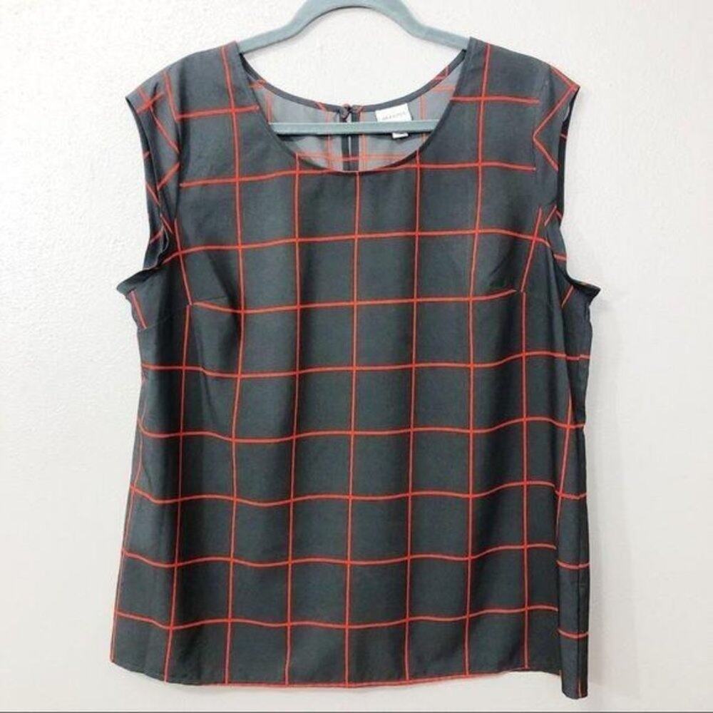 Merona grey red check pattern shell top blouse XL